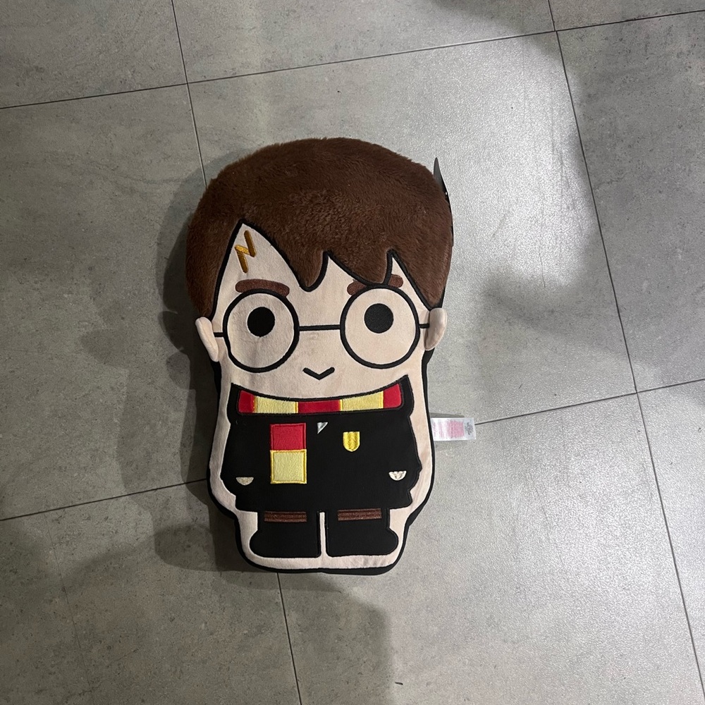 Harry Potter Throw Pillow - NEW